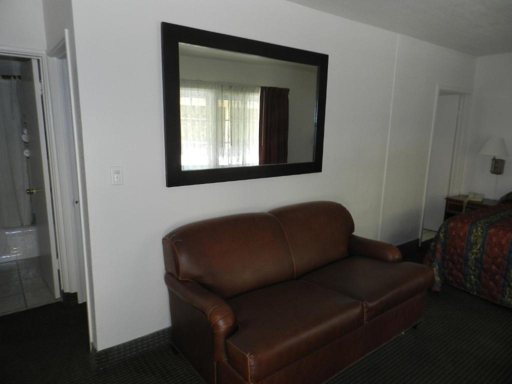 Starlite Motel Беллфлауэр Номер фото