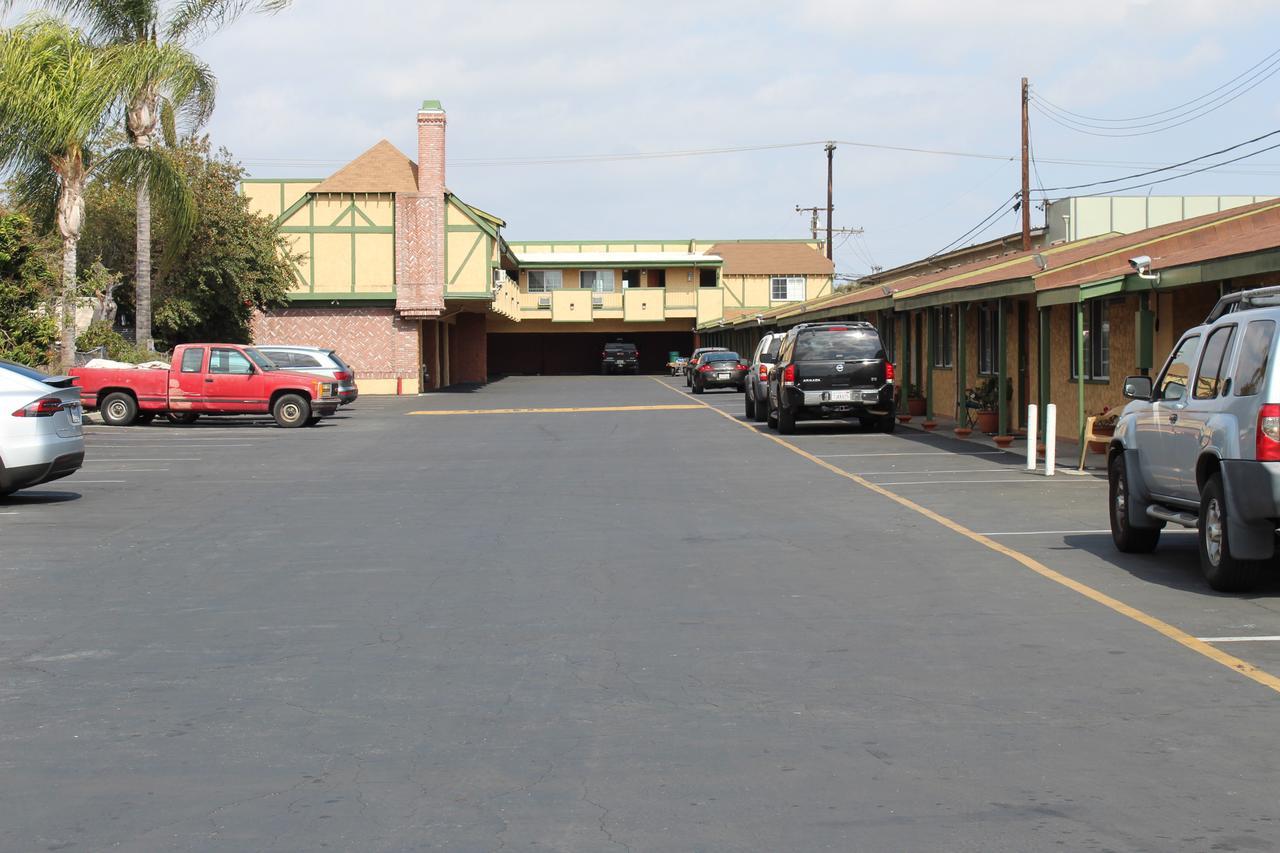 Starlite Motel Беллфлауэр Экстерьер фото